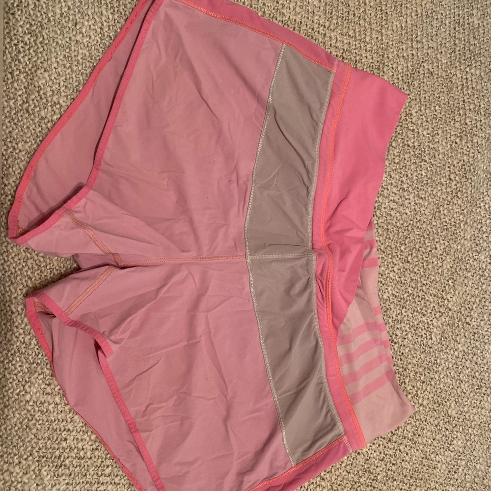 Lululemon 4 in shorts